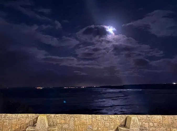 בית נופש Waterfront בליאל